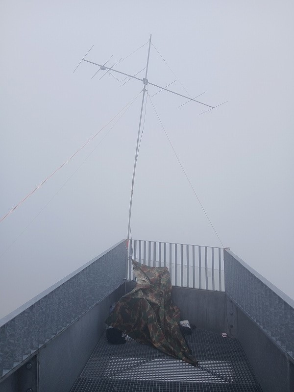 AA25